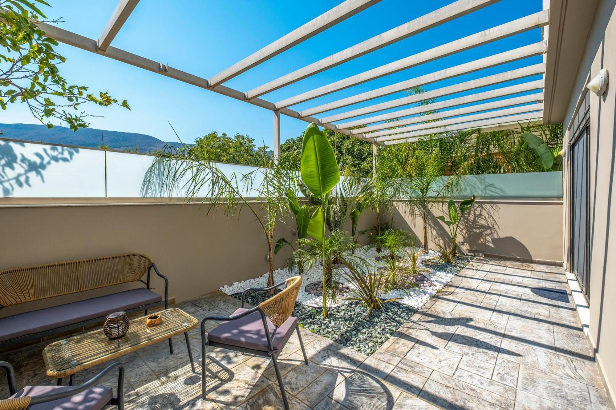 Delight Luxury Residences - Soúda