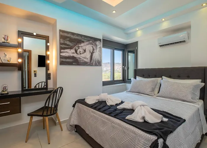 Delight Luxury Residences - Souda