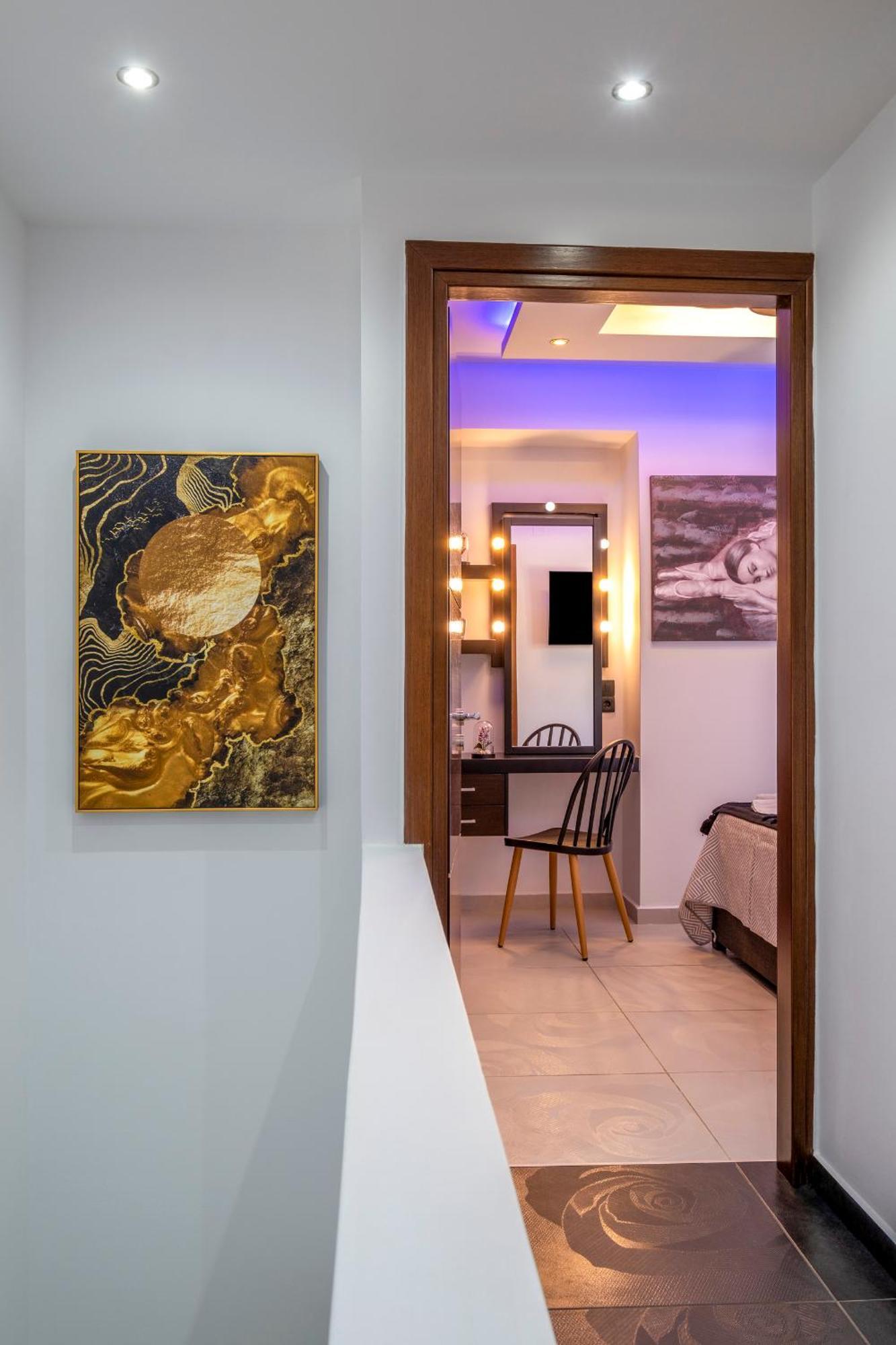 Delight Luxury Residences - * Souda